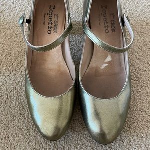 LAST CHANCE Repetto size 37, US6.5, color bronze